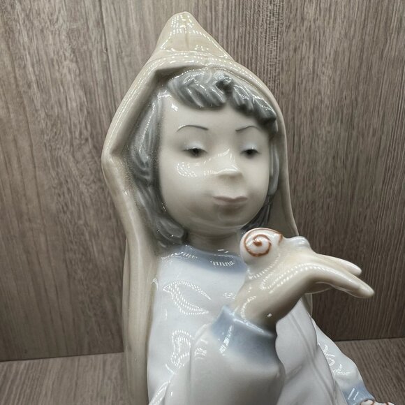 Vtg Lladro #4896 Boy with Snails Glossy Retired Porcelain Figurine 9" Muted Blue - Picture 9 of 13